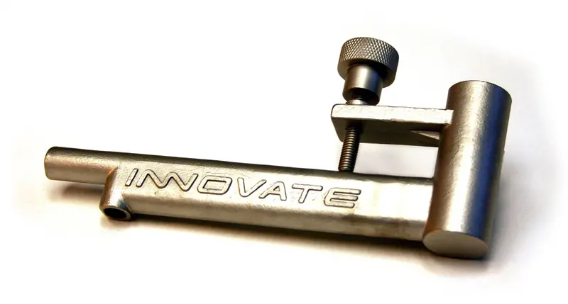 Innovate Motorsports 37280 Universal O2 Sensor Exhaust Clamp – Stainless Steel 1